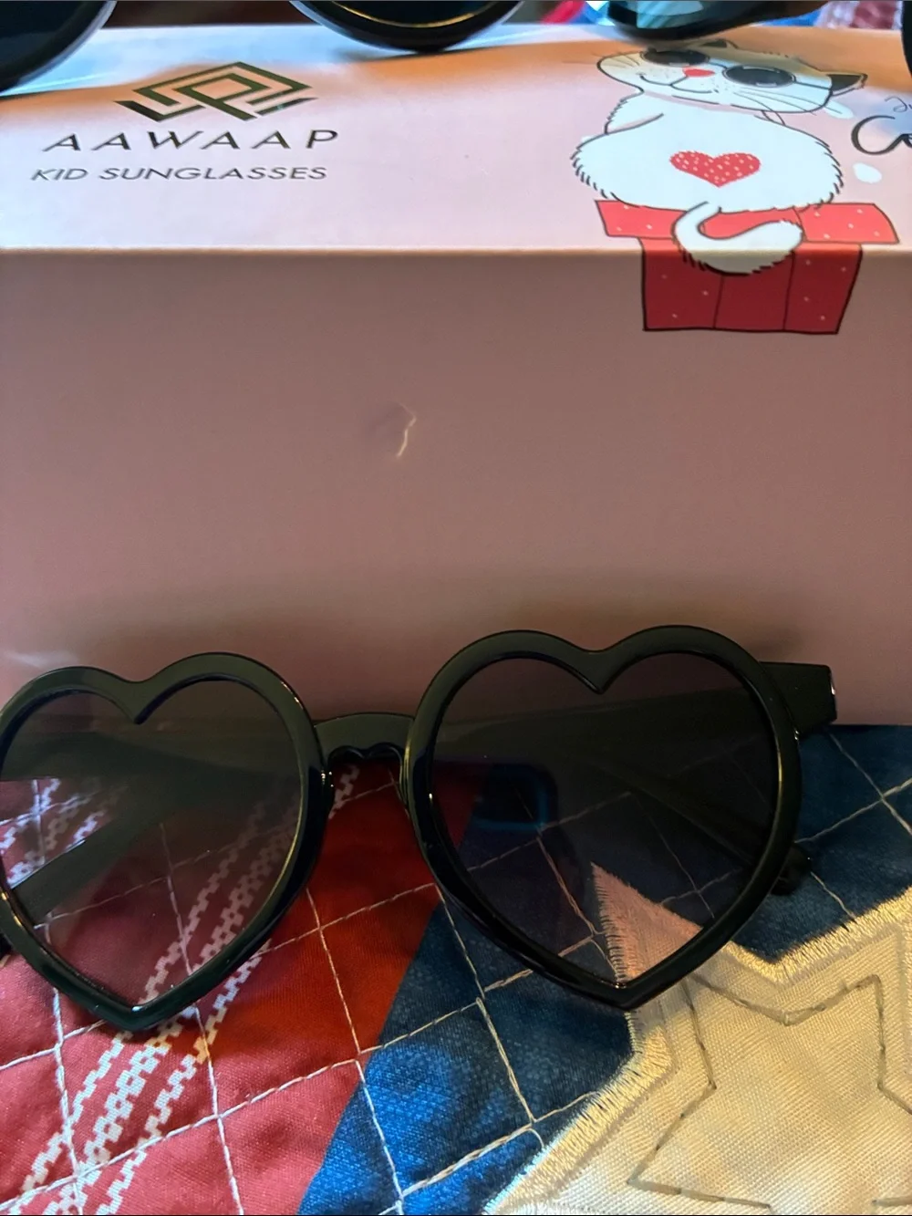 Kids Black Heart & Cat Sunglasses - Cute Black Frames
